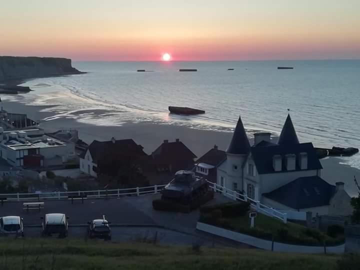 Le Neptune Arromanches-les-Bains Exterior photo